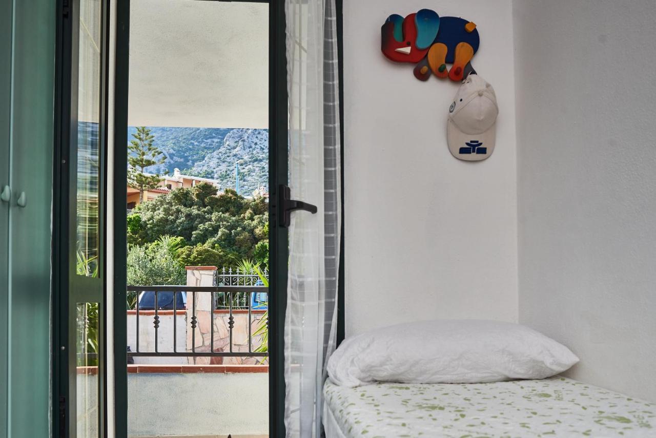 Villetta Vista Mare Cala Gonone Bagian luar foto